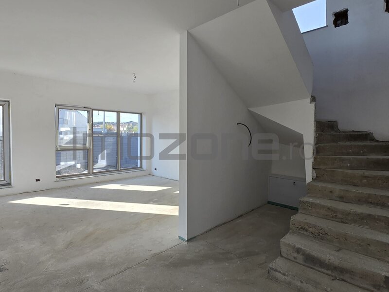 Otopeni - zona Ferme vila  4 camere 2 parcari finisata la alb comision 0%