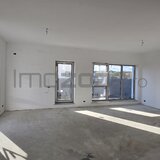 Otopeni - zona Ferme vila  4 camere 2 parcari finisata la alb comision 0%